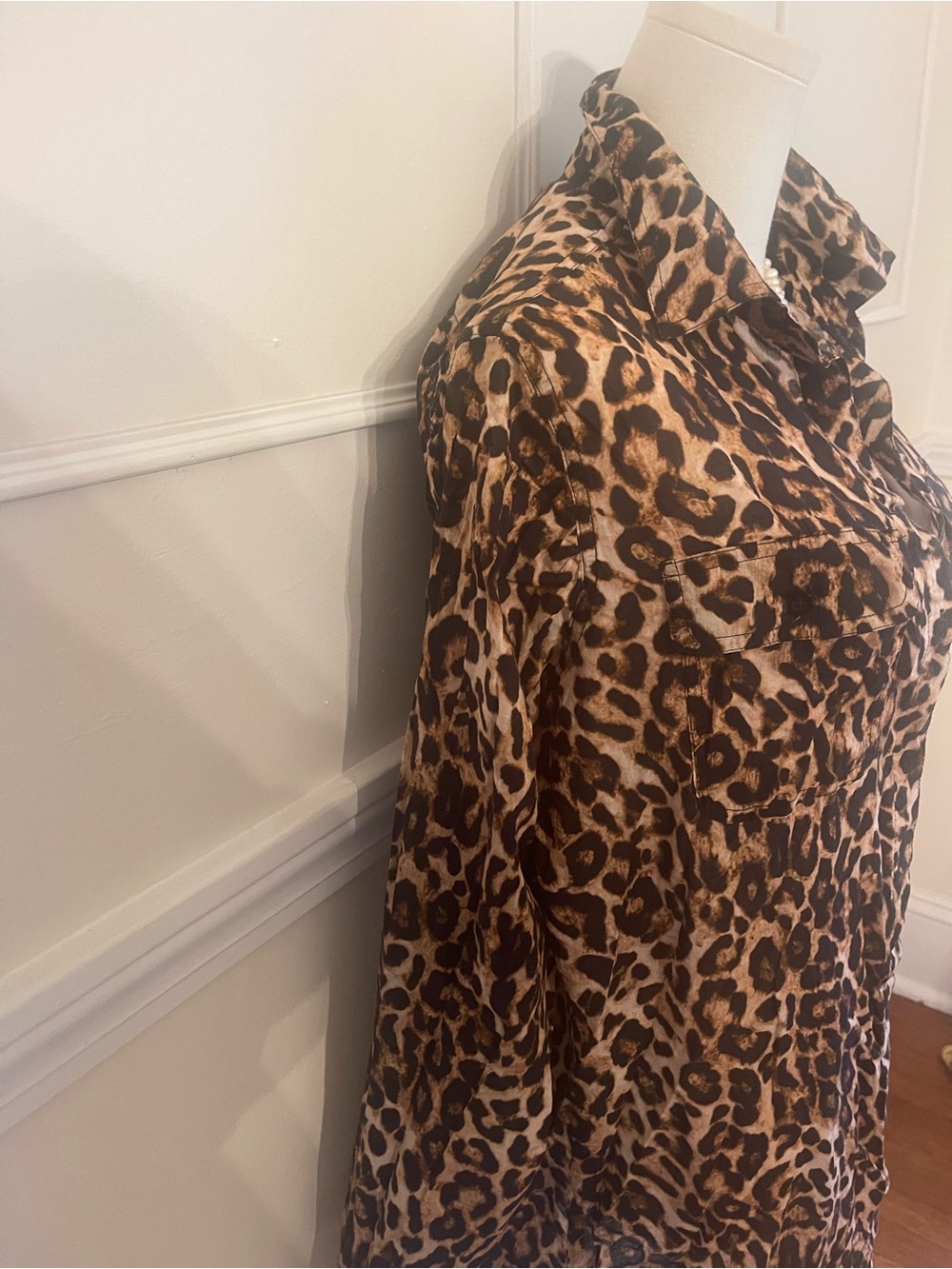 Lauren Ralph Lauren Brown & Black Leopard-Print Button Down Shirt - Picture 4 of 6